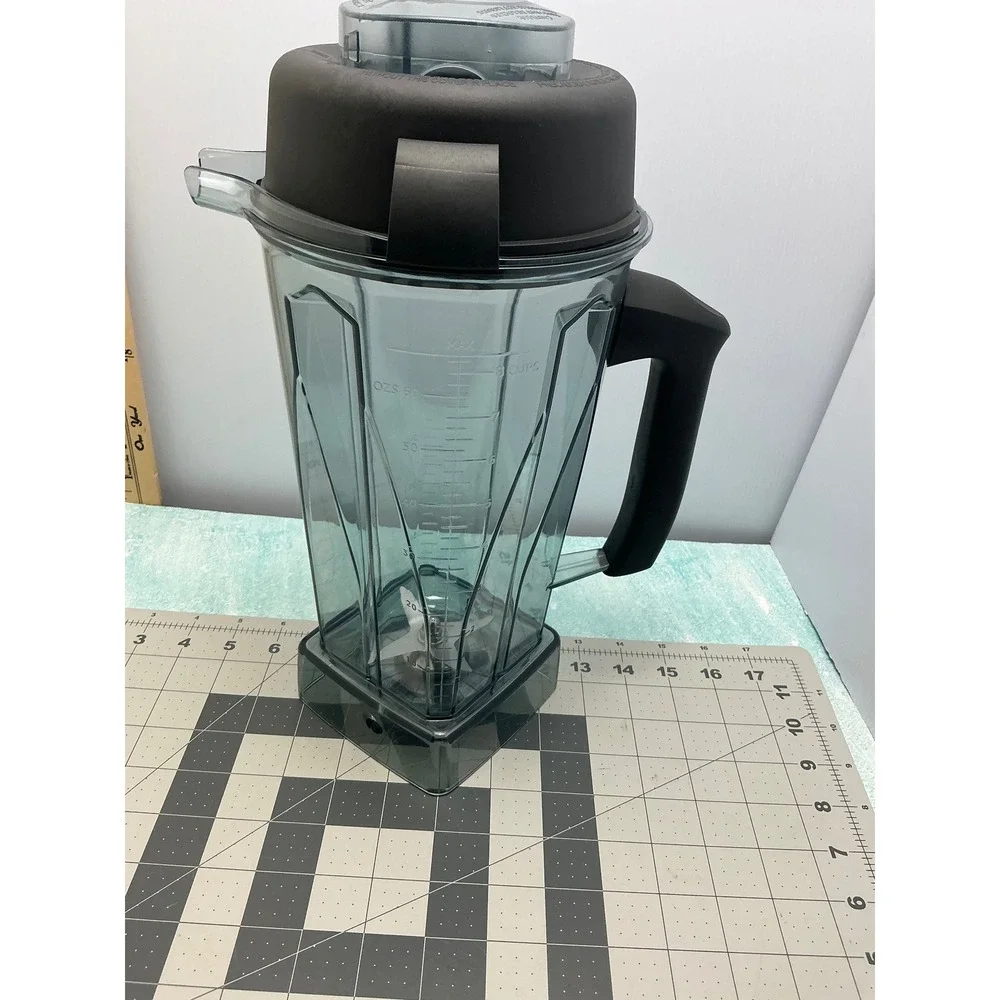 Vita 5200  Blender Pitcher Replacement 64oz Jar with Lid and Blade Assembly